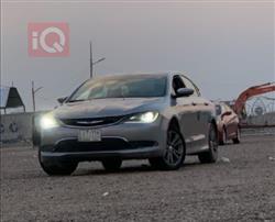 Chrysler 200